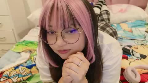 Zoe 3 online show from July 2026 02:07:01 AM