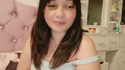 Zoe 3 online show from July 2026 04:48:01 AM