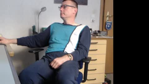 iamachim online show from May 2026 05:01:02 AM