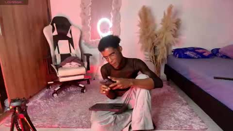 Snapshot of iamandrey_ chatting on June 2026 11:07:01 PM iamandrey_ online show from June 2026 11:07:01 PM
