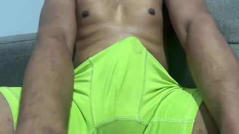 Snapshot of iambored91 chatting on January 2025 04:37:02 PM Bully online show from January 2025 04:37:02 PM