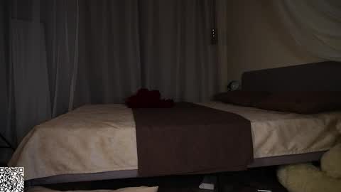 Claire online show from December 2025 10:17:02 PM