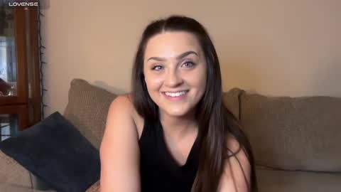 Crystal online show from February 2025 08:53:02 PM