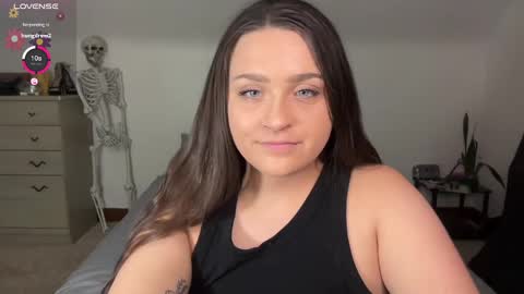 Crystal online show from February 2025 03:45:02 AM