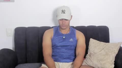 Dylan  independent model  online show from April 2026 01:02:01 PM