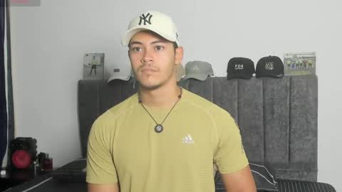 Dylan  independent model  online show from May 2026 02:00:02 PM