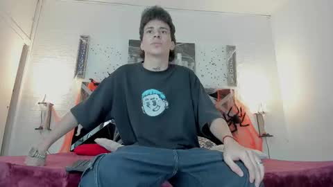 Snapshot of iammariano chatting on November 2025 04:04:01 AM Mariano online show from November 2025 04:04:01 AM