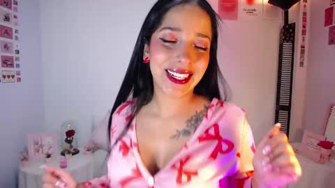 Camila online show from May 2026 04:58:02 PM