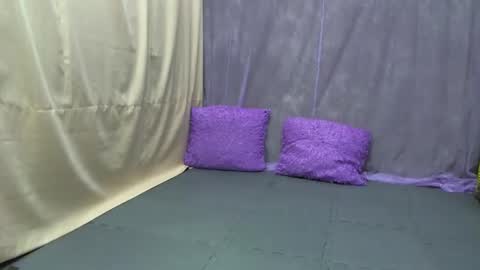 Kiara online show from September 2025 02:22:01 AM