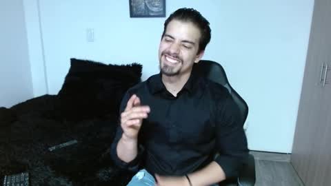 Ian Davis online show from November 2025 04:32:02 AM