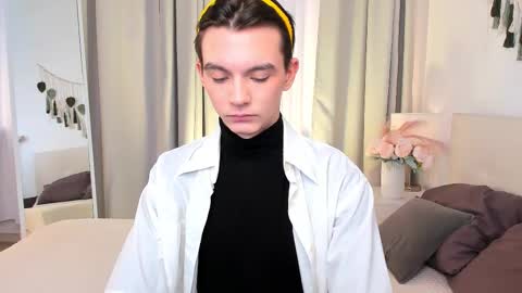 ian online show from March 2026 05:44:01 AM