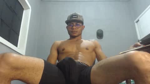 ian_tuner online show from December 2024 07:10:01 AM