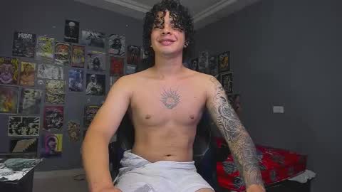 Snapshot of ian_versace chatting on October 2025 04:59:01 AM Andres online show from October 2025 04:59:01 AM