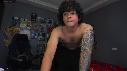 Snapshot of ian_versace chatting on October 2025 05:46:01 PM Andres online show from October 2025 05:46:01 PM