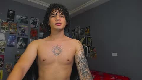 Snapshot of ian_versace chatting on October 2025 03:46:02 PM Andres online show from October 2025 03:46:02 PM