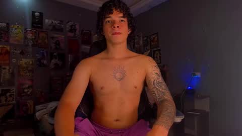 Snapshot of ian_versace chatting on December 2025 12:41:01 AM Andres online show from December 2025 12:41:01 AM