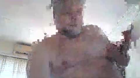 Snapshot of ianbraver chatting on September 2025 05:40:02 PM ian online show from September 2025 05:40:02 PM