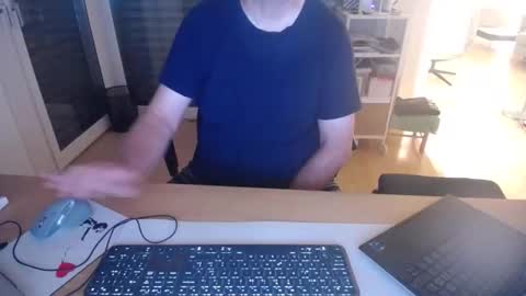 Snapshot of iandy12 chatting on September 2025 09:59:02 PM iandy12 online show from September 2025 09:59:02 PM