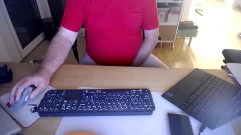 Snapshot of iandy12 chatting on October 2025 10:21:02 PM iandy12 online show from October 2025 10:21:02 PM