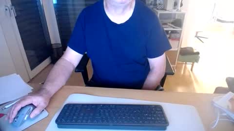 Snapshot of iandy12 chatting on October 2025 10:47:01 PM iandy12 online show from October 2025 10:47:01 PM