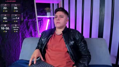 ian online show from October 2025 09:37:01 PM