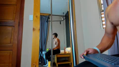 Ian knox online show from February 2026 07:19:02 PM