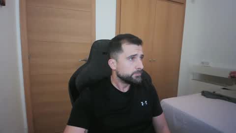 iberian_macho online show from October 2025 08:59:01 AM