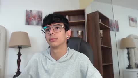 ibratxandy online show from May 2026 11:48:02 AM