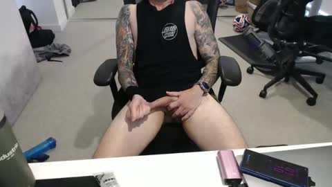 Snapshot of ic987 chatting on April 2026 02:10:01 AM ic987 online show from April 2026 02:10:01 AM