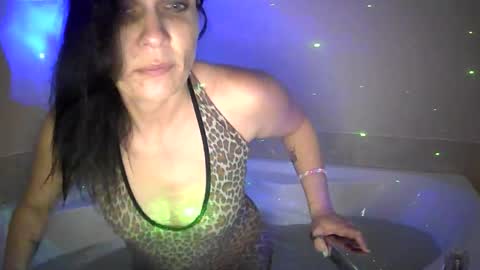 icarley8338 online show from February 2026 10:31:01 AM