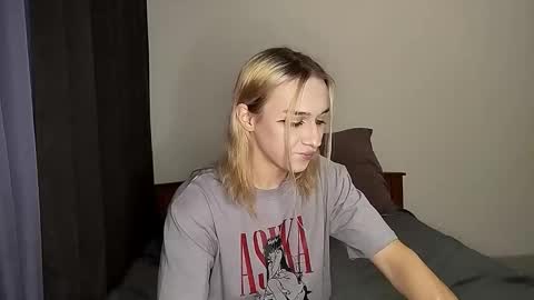 Jade online show from November 2025 01:10:01 PM