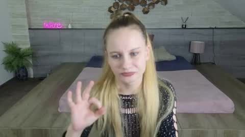 Snapshot of icebluebabe chatting on April 2026 07:55:01 PM Ice Blue online show from April 2026 07:55:01 PM