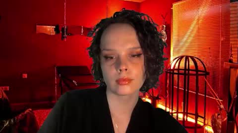 Nina online show from December 2025 02:20:01 AM