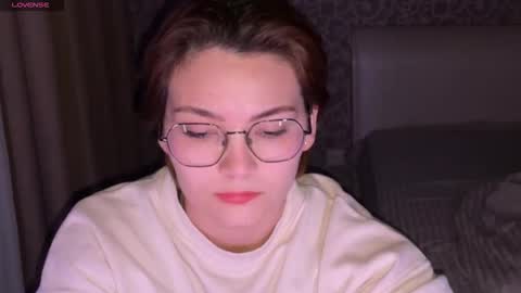 Snapshot of iceeheart chatting on November 2025 05:01:02 PM Ksenia online show from November 2025 05:01:02 PM