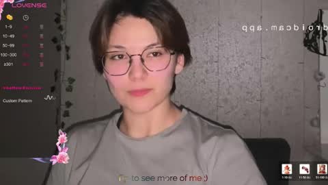 Snapshot of iceeheart chatting on April 2026 06:46:02 PM Ksenia online show from April 2026 06:46:02 PM