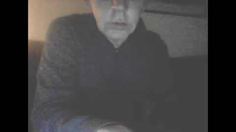 Snapshot of icemandude chatting on October 2025 09:15:01 PM icemandude online show from October 2025 09:15:01 PM