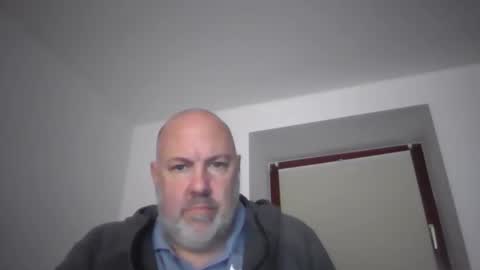 iceoli123 online show from November 2025 06:19:02 PM