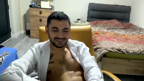 Snapshot of iceytheprime chatting on December 2024 08:07:02 PM iceytheprime online show from December 2024 08:07:02 PM