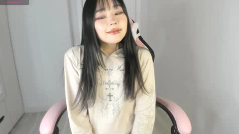 Snapshot of ichigo_o chatting on January 2025 12:37:02 PM Hitomi online show from January 2025 12:37:02 PM