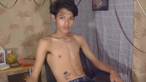 Snapshot of iconic_slim chatting on September 2025 03:39:02 AM iconic_slim online show from September 2025 03:39:02 AM