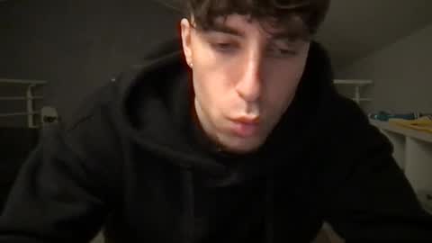 Snapshot of icyninesix chatting on December 2024 09:11:01 PM icyninesix online show from December 2024 09:11:01 PM