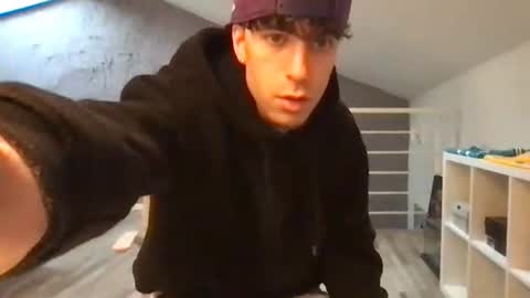 Snapshot of icyninesix chatting on January 2025 03:58:01 PM icyninesix online show from January 2025 03:58:01 PM