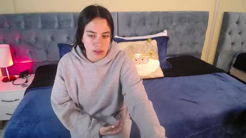 Snapshot of icysweetcam chatting on December 2024 11:34:02 AM Icy online show from December 2024 11:34:02 AM