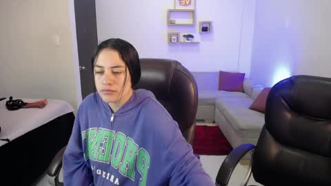 Snapshot of icysweetcam chatting on January 2025 11:54:01 AM Icy online show from January 2025 11:54:01 AM