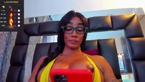 Idara Smith online show from March 2025 10:27:02 PM