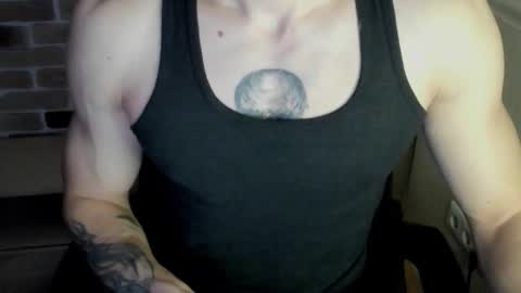 Snapshot of idkiww chatting on October 2025 07:26:02 PM yo online show from October 2025 07:26:02 PM