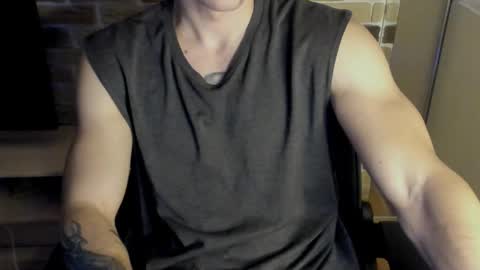 Snapshot of idkiww chatting on November 2025 07:45:02 PM yo online show from November 2025 07:45:02 PM