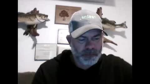 idkwhyidothis348732 online show from January 2025 06:03:02 PM