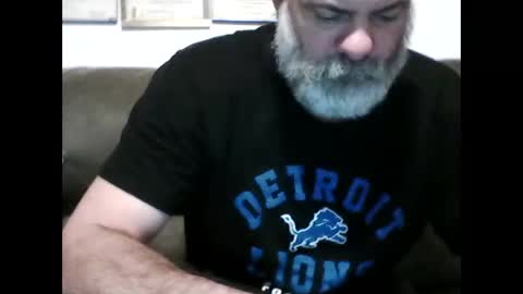 idkwhyidothis348732 online show from November 2025 11:22:01 AM