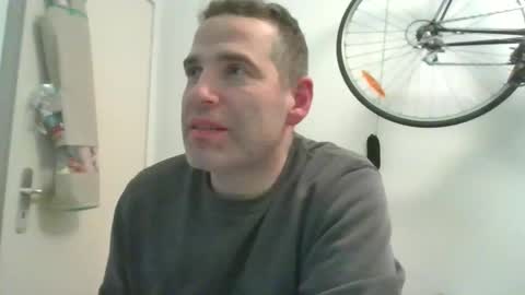 Snapshot of idontknowwhy1 chatting on January 2025 10:29:02 PM idontknowwhy1 online show from January 2025 10:29:02 PM